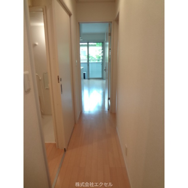 ベルハウス貫井B 玄関