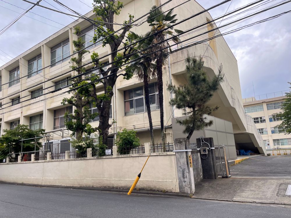 元横山町一丁目戸建貸家 小学校