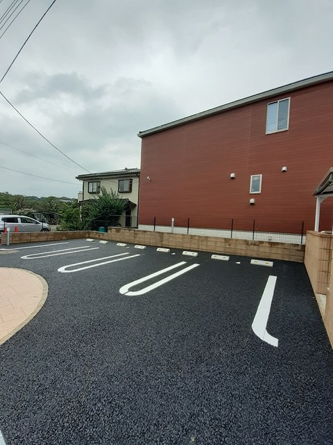 パルメゾン　ロータス 駐車場