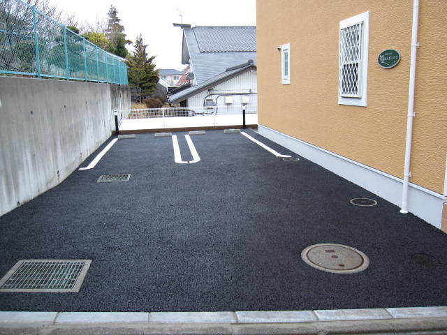 エレガンス・Ｔ 駐車場