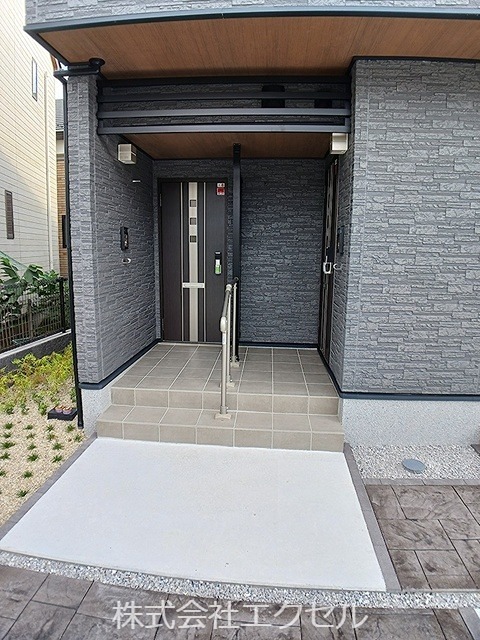 イリゼ府中 エントランス