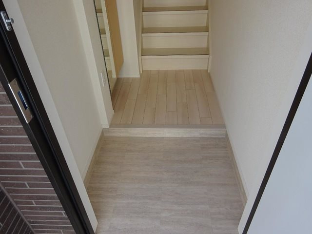 エルクーレ 玄関