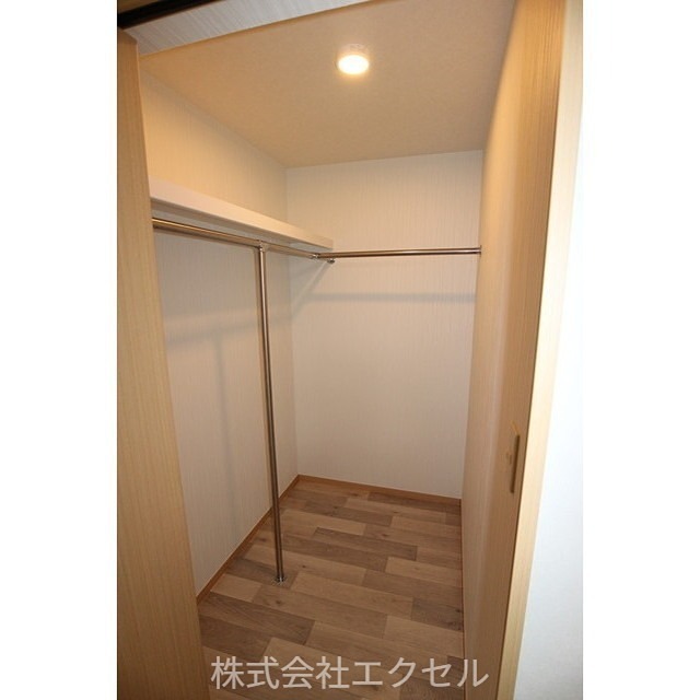 エステート泉塚 収納