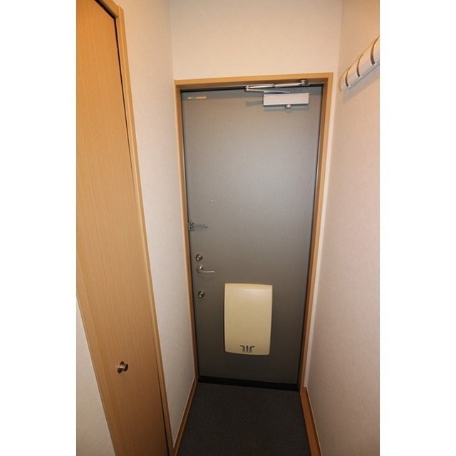 エステート泉塚 玄関