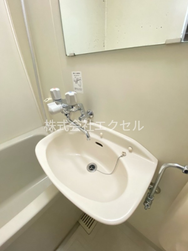 クレセントヒルズ 洗面所