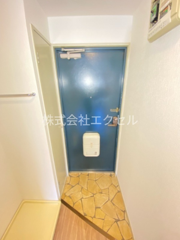 クレセントヒルズ 玄関