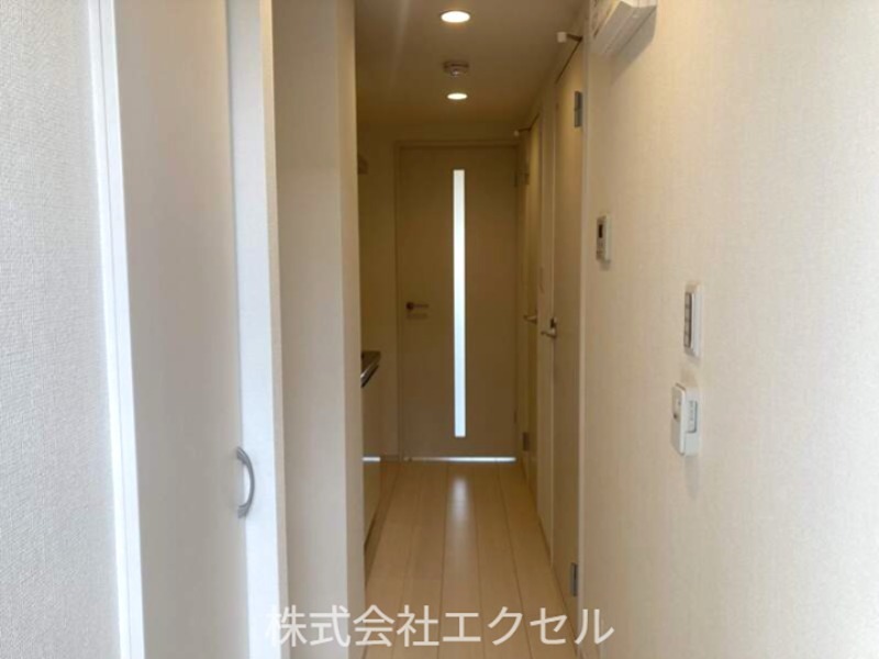H2Ò 玄関