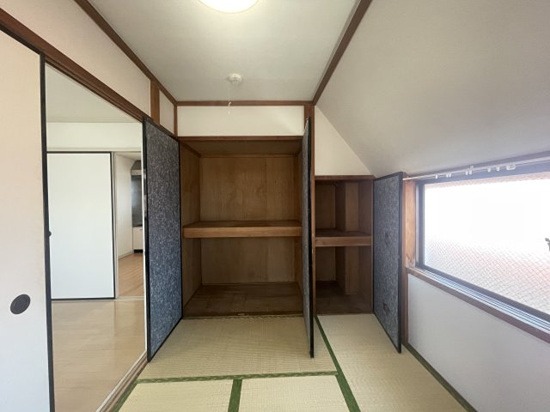 ヴィラパルナシウス 収納