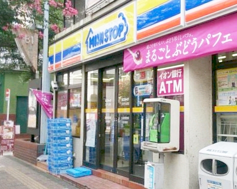 キングストンパレス立川 コンビニ
