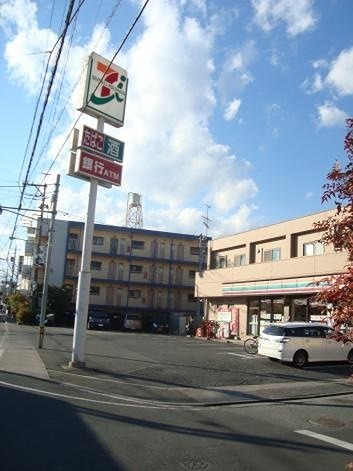 フォンテーヌ南田園 コンビニ
