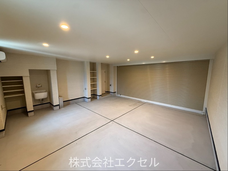 GARAGE上中野 駐車場