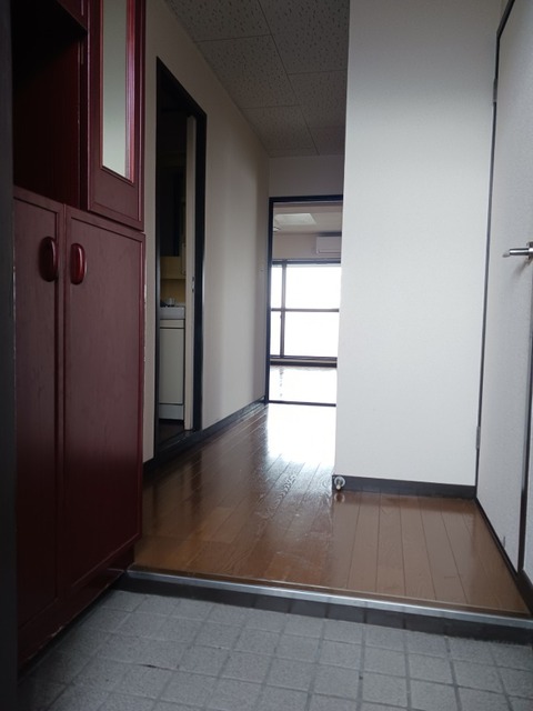 ハイツかすみ野Ⅱ 玄関
