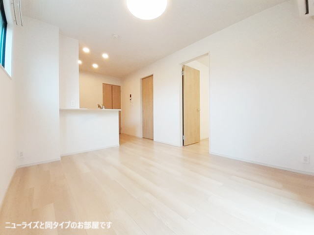 サンコンフォート リビング