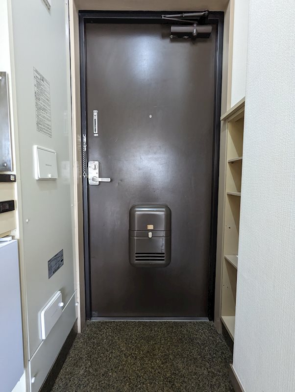 共立リライアンス豊田A棟 玄関