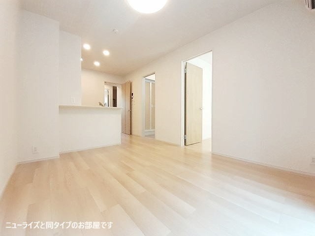 サンコンフォート リビング
