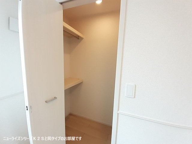 セレニア 収納