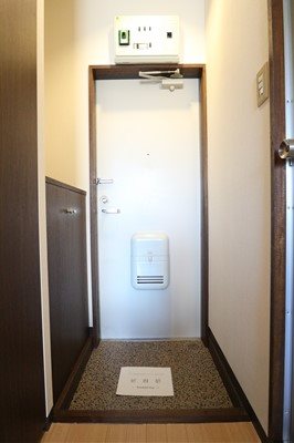 アンビエンテ深沢 玄関