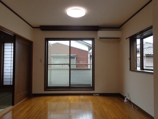 駒沢4丁目一戸建て リビング