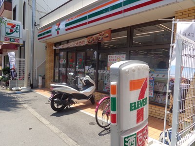 GRAND駒沢公園 コンビニ