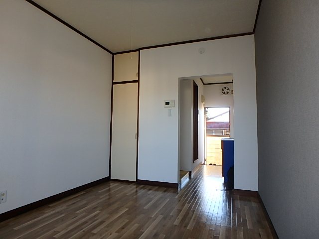 ラーク葛城 ベッドルーム