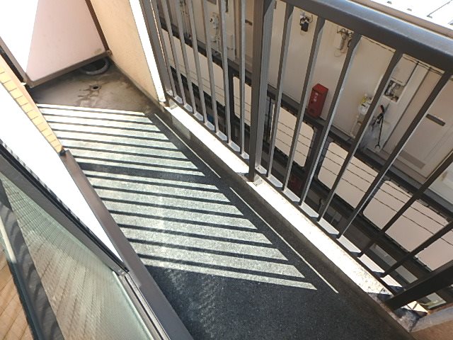 栄町コーポ ベランダ
