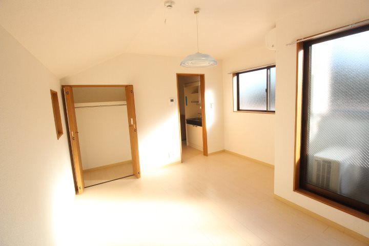 カーサベルデ上大岡 リビング