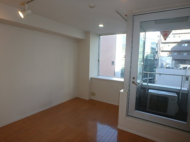 千代田タワーANNEX ベッドルーム