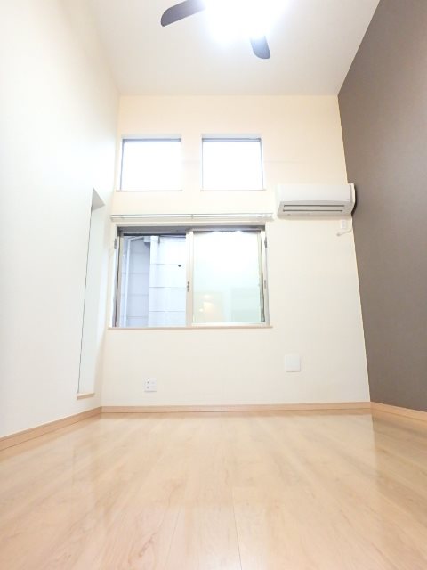 クラシェア上星川 ベッドルーム