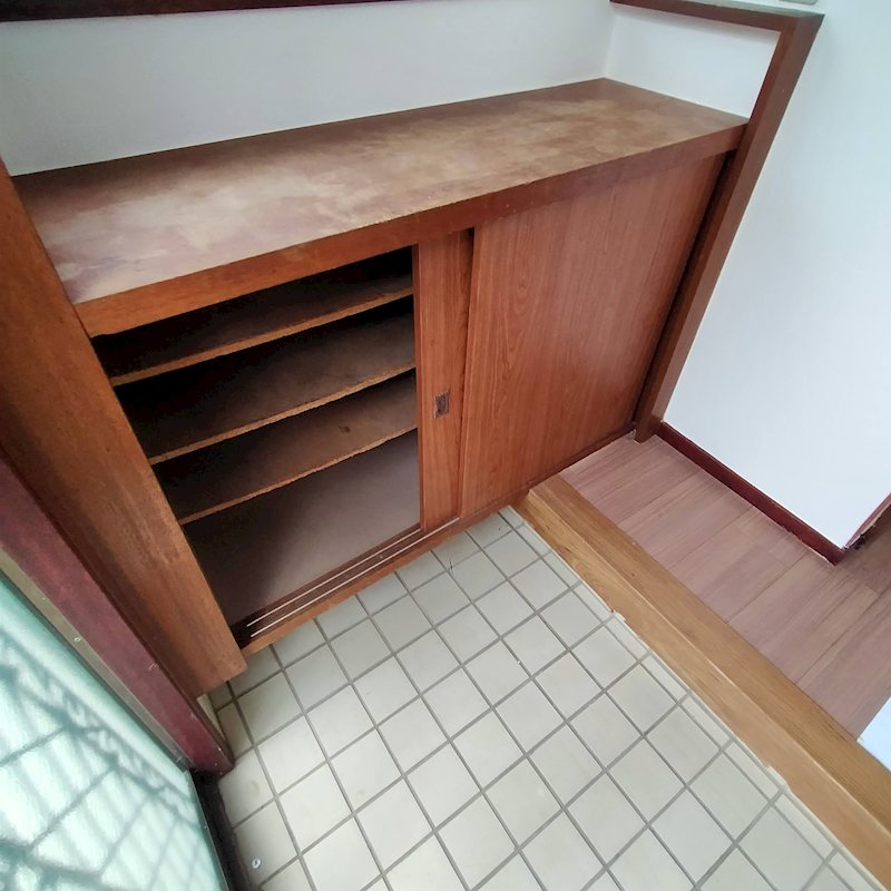 リプロハウス八王子楢原町 玄関