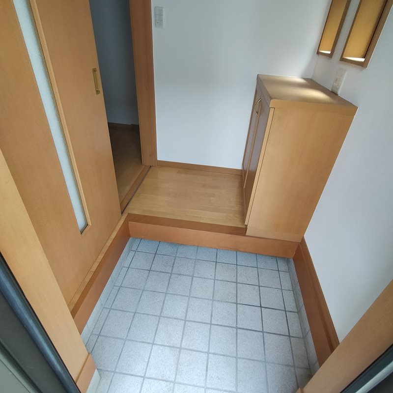 川越市砂戸建 玄関