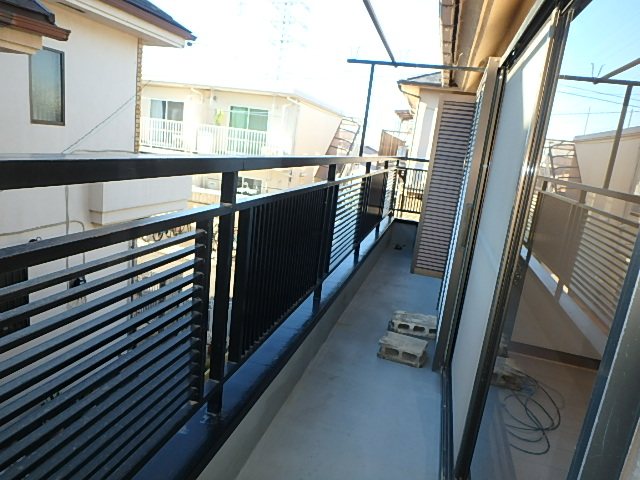 杉並区和泉2丁目戸建 ベランダ