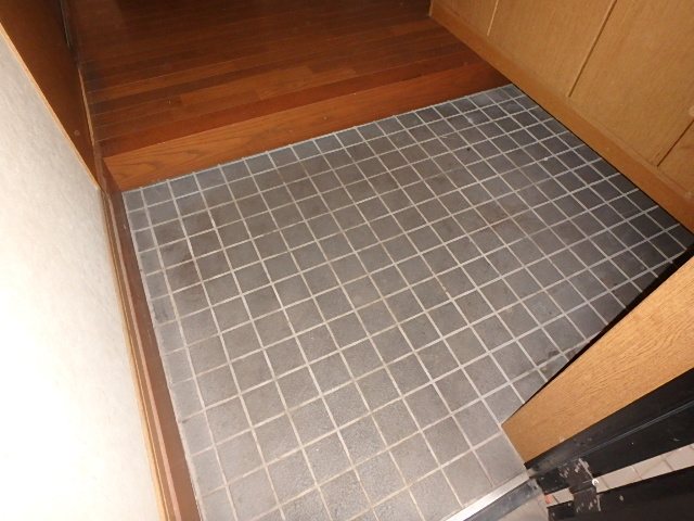 千住大川町戸建 玄関