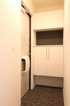 青森県八戸市長者１丁目 玄関