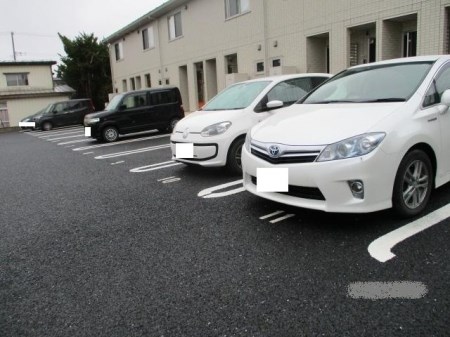 サザンクロス 駐車場