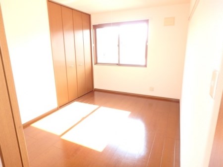 VERY　HOUSE ベッドルーム