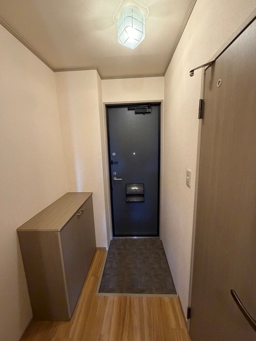 セジュール石堂 玄関