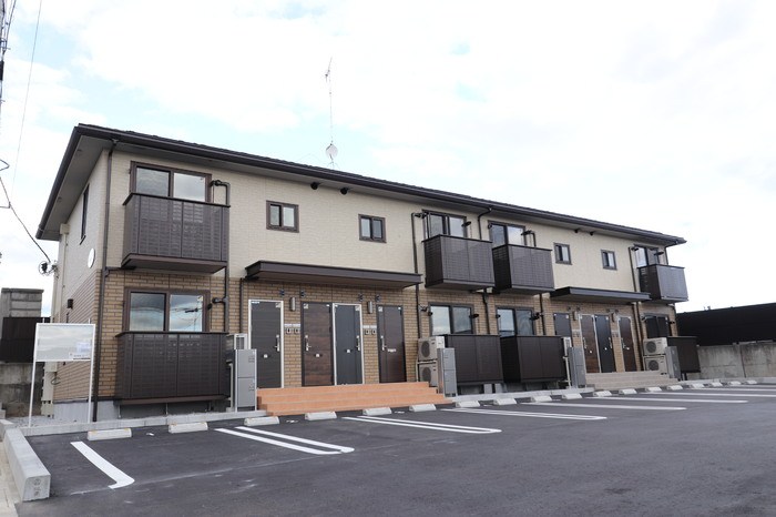 リーブラ レオ 駐車場
