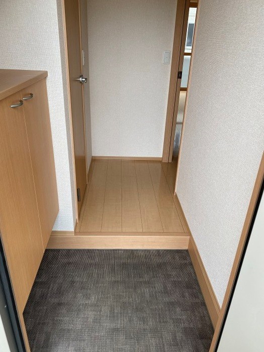 スクエアパーク諏訪　C 玄関