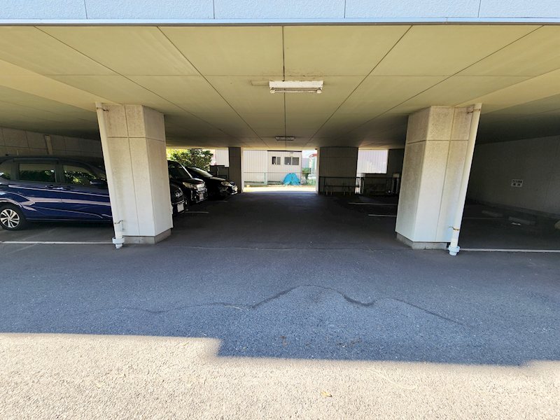 大東マンション 駐車場