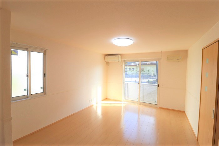 シャンテ沼館 リビング