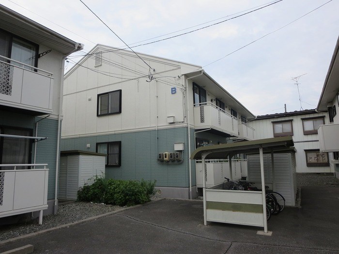 セジュールワヤマB 外観