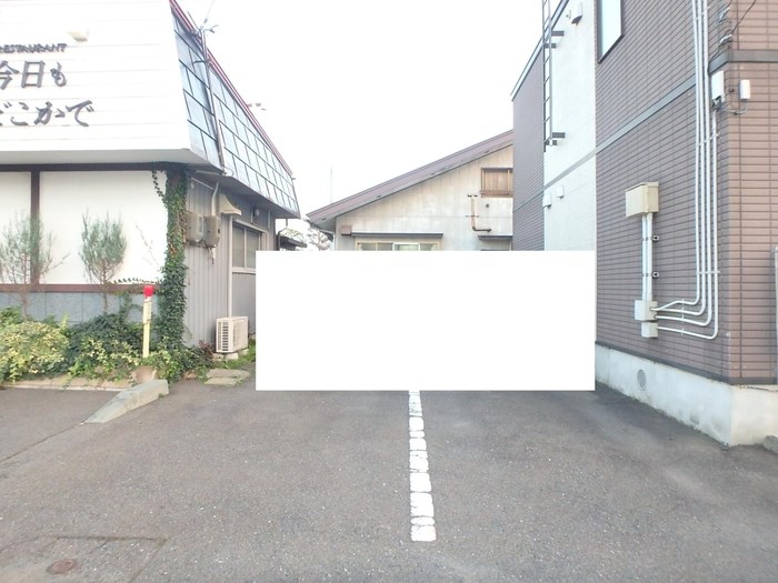 十日市アパート  駐車場