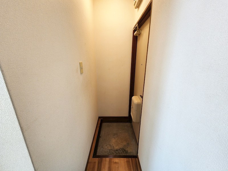 マンション長横町 玄関