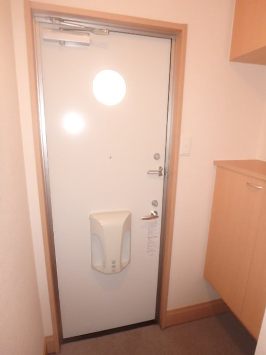 メゾン パシオン　 玄関