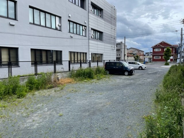 柏崎4丁目駐車場（上） 外観