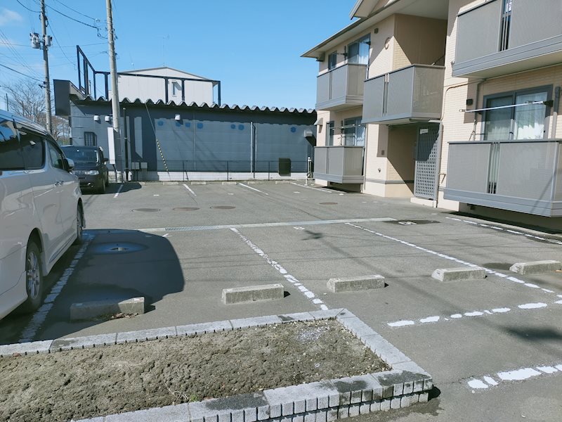 グランヴィラージュ　C 駐車場