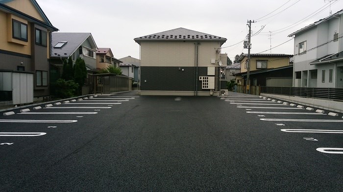 グランドルフ  駐車場