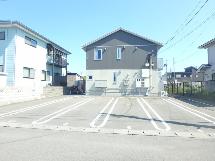 サニーパーク 駐車場