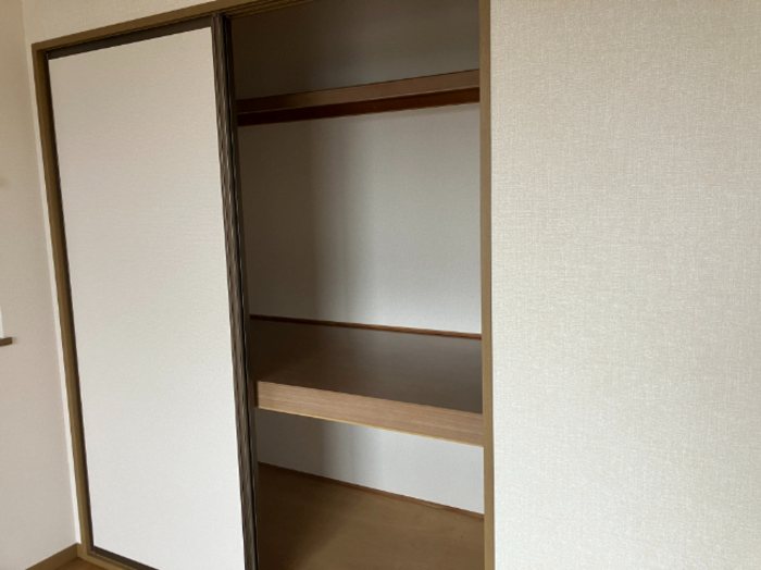 セジュールタケイシ　B 収納