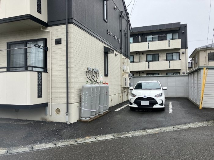 セジュールタケイシ　B 駐車場